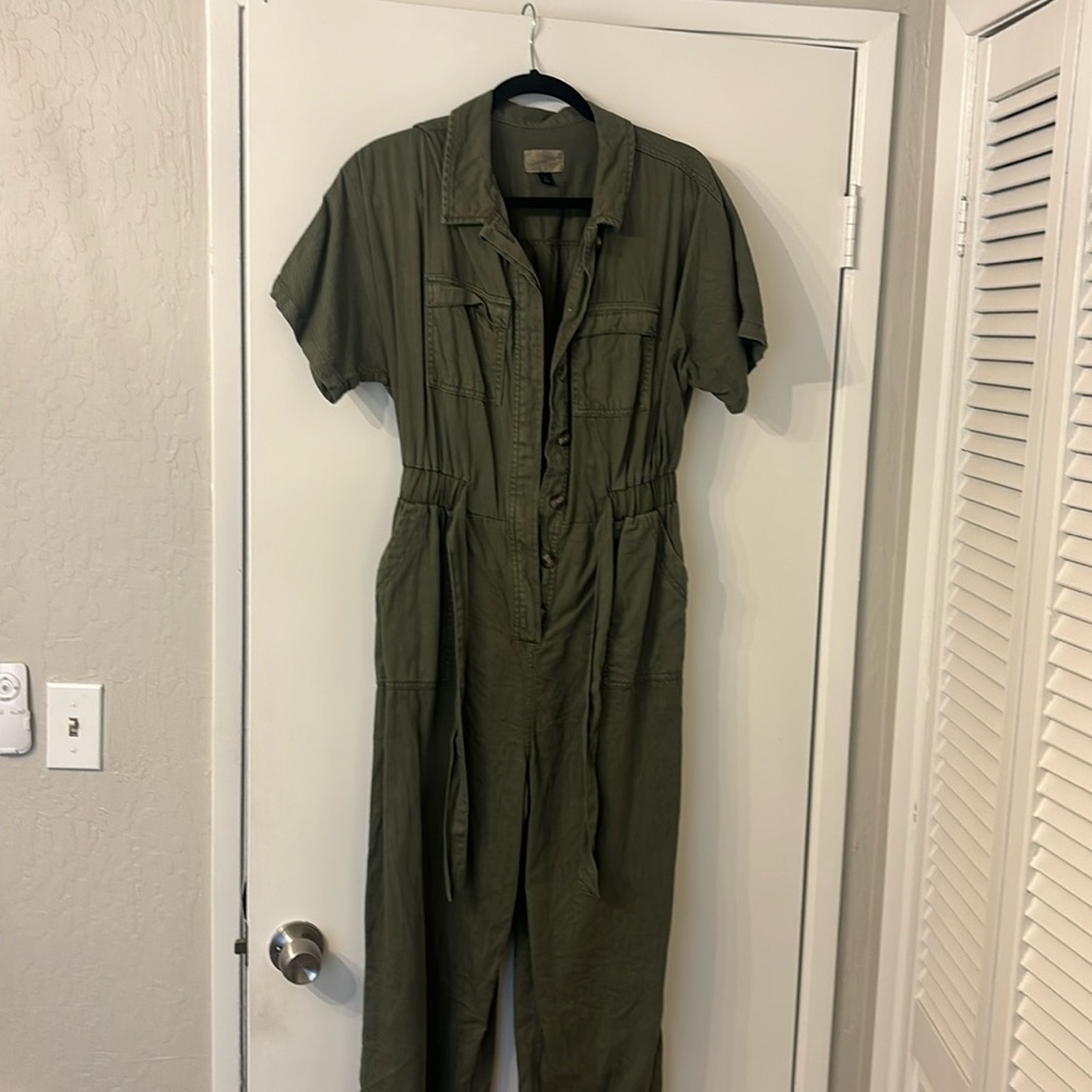 Universal Thread Button front short sleeve boilersuit. Ankle length wide leg